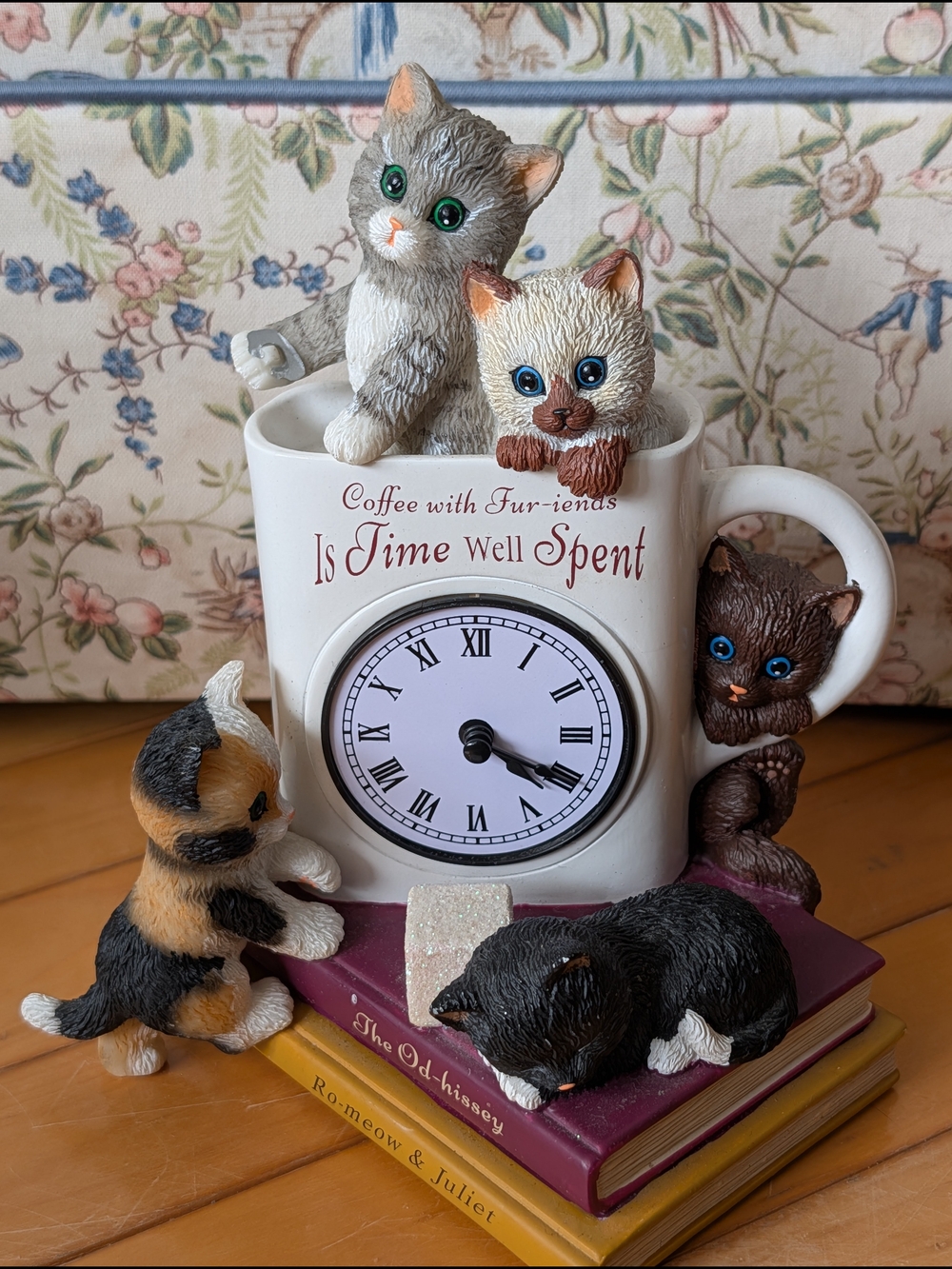 Cat-Themed Clock - Picture 4 of 9